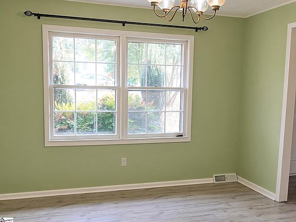 5th image of 300 Colony Rd