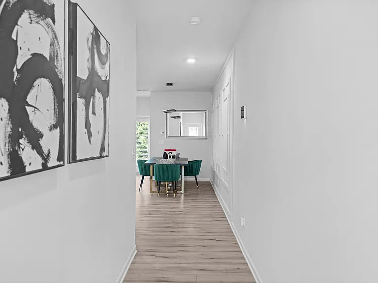 Knoll Hollow Rd — Photo 17