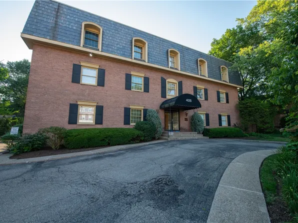 425 N Neville St APT 302, Pittsburgh, PA 15213