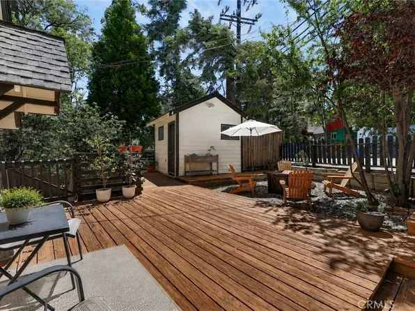 335 Oak Dr, Lake Arrowhead, CA 92352