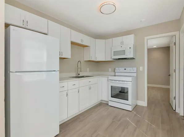 1207 62ND AVENUE E, BRADENTON, FL 34203