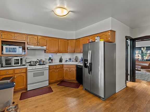 5th image of 3825 Kenilworth Ave