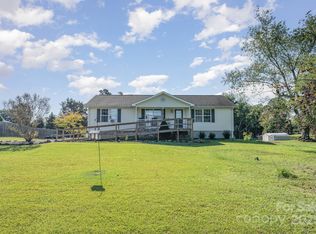 210 Mazeppa Rd, Mooresville, NC 28115