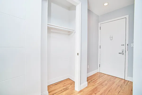 Rented by Compass | media 22