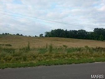 2nd image of 1021 McIntosh Hill Rd