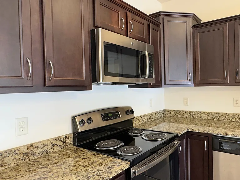 Azalea Floor Plan - Kitchen