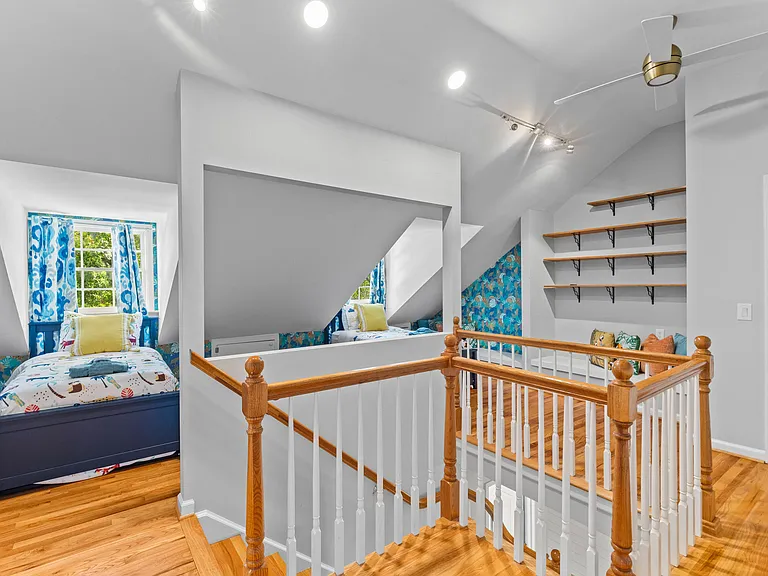 146 Broad St #B — Photo 31