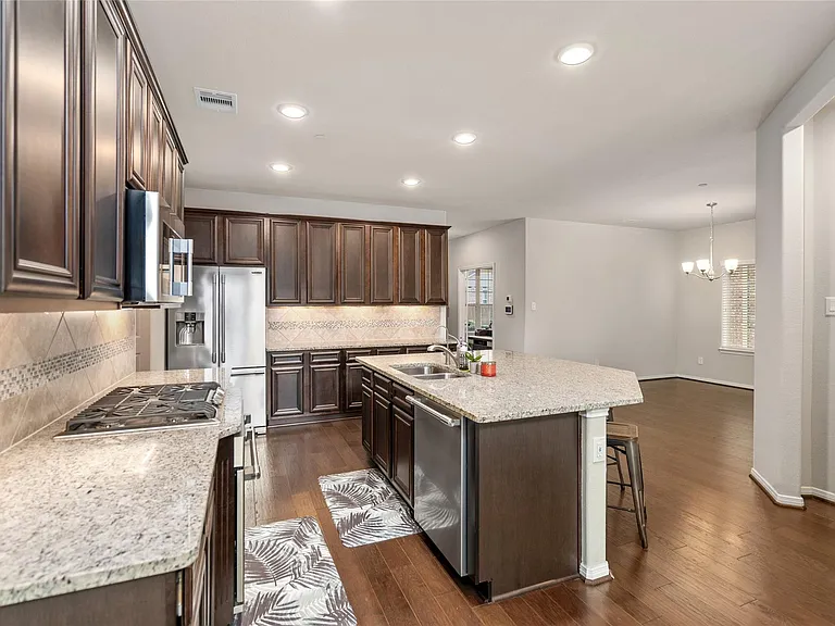 15323 Westland Gate Dr — Photo 2