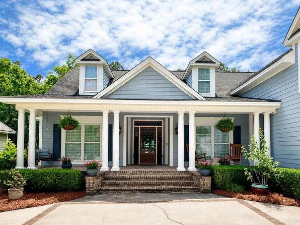 41 Crestwood Dr, Savannah, GA 31405