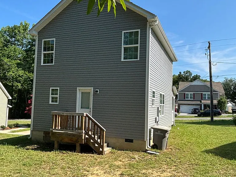 1402 Martin Luther King Jr Ave #B — Photo 2