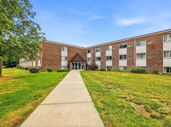 7 Weld St, Framingham, MA 01702