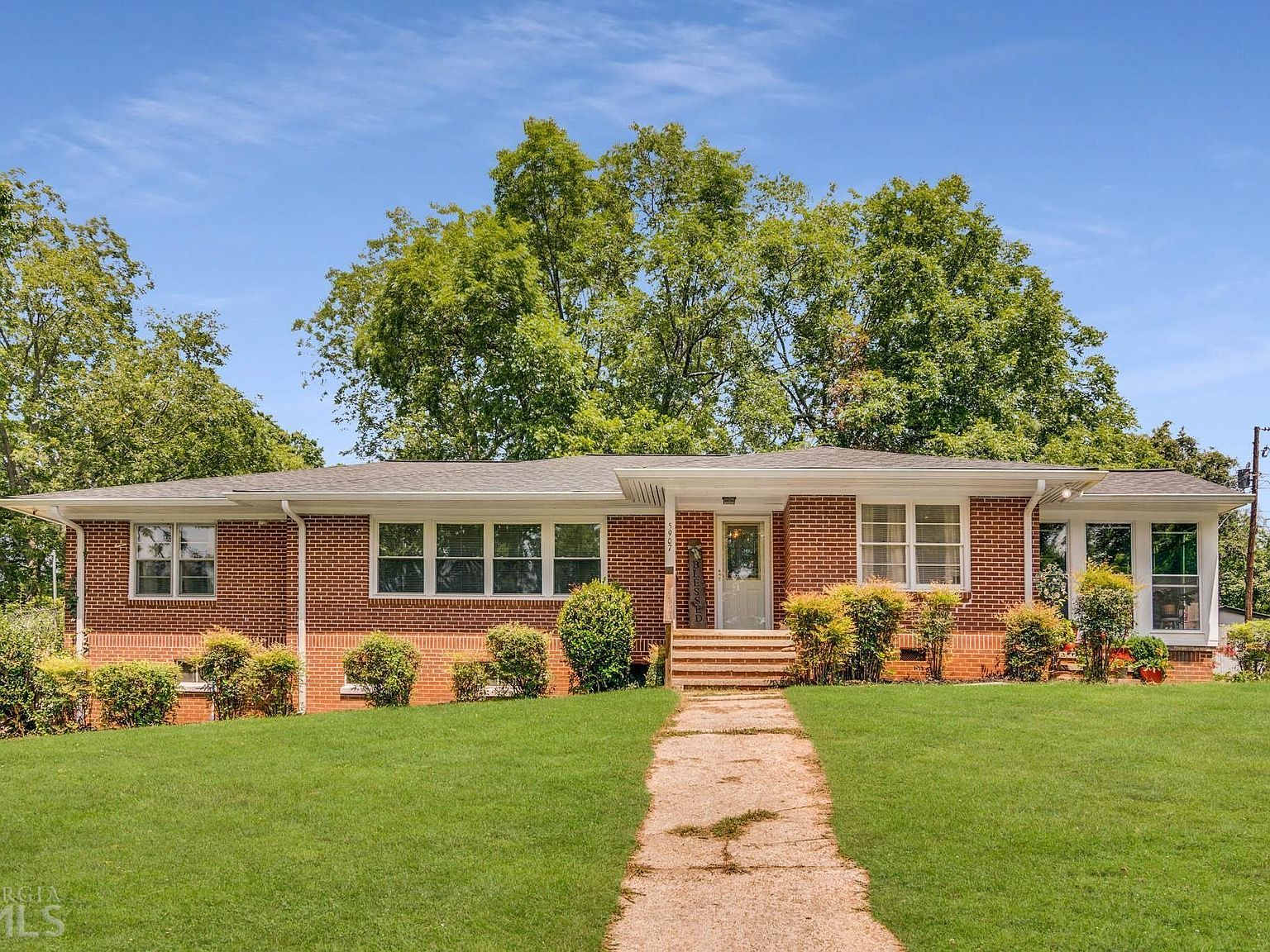 5907 Main St, Lula, GA 30554 Zillow