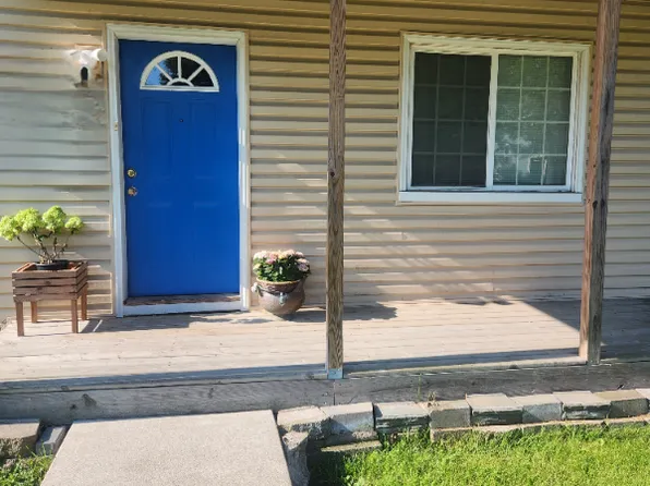 34 Front Ave #1, Saint Paul, MN 55117