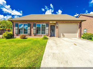 303 Derusso St, Houma, LA 70364