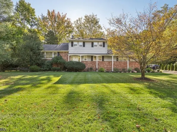 2004 Winding Brook Way, Scotch Plains Twp., NJ 07076
