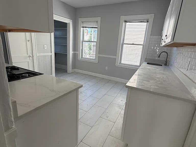 14 Belknap St #2 — Photo 9