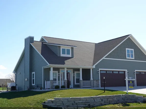 1400 Lighthouse Village Rd, Fond Du Lac, WI 54937