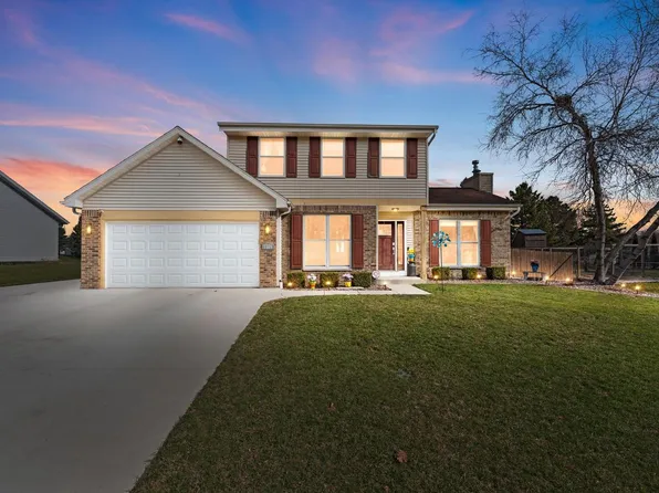 1320 Montclair PLACE, Fort Atkinson, WI 53538