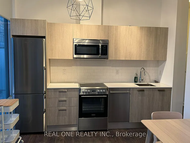 42 Charles St E #2904 — Photo 7