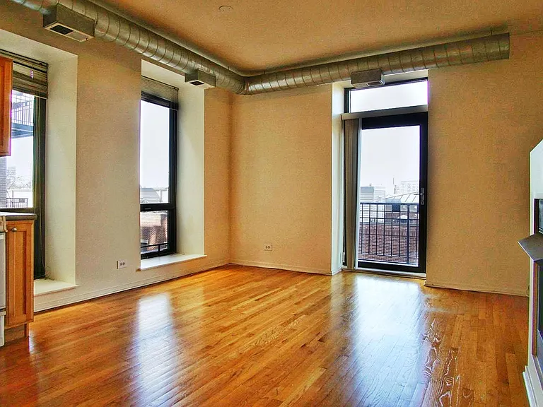 811 S Lytle St #310 — Photo 8