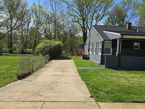 2nd image of 7627 Greenleaf Rd
