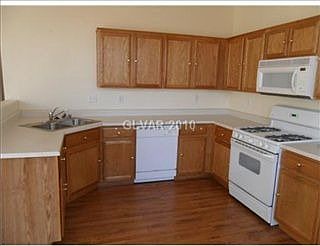 3rd image of 603 Breezy Sage Ct