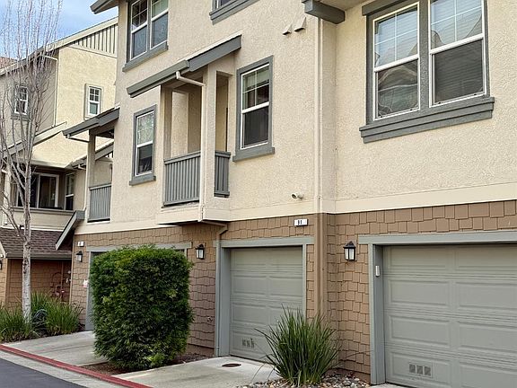 3rd image of 91 Almond Court