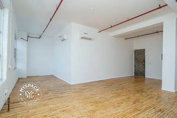 Rented by MySpaceNYC | media 12