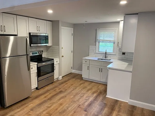 Evergreen Manor — Photo 8
