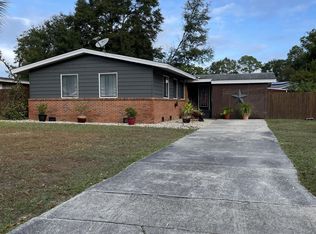 6558 College Dr, Milton, FL 32570