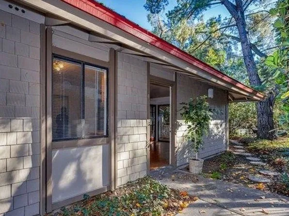 101 Kinross Dr APT 4, Walnut Creek, CA 94598