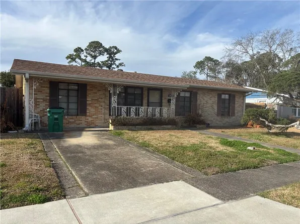 230 Douglas Dr, River Ridge, LA 70123