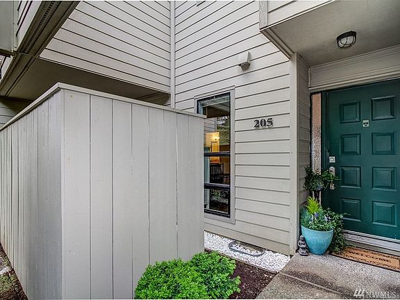 2nd image of 8851 166th Ave NE APT A205