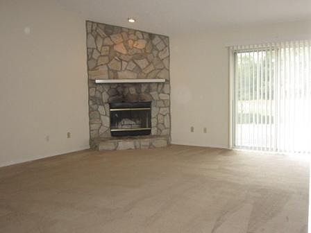 3rd image of 2583 Eiffel Cir E #S