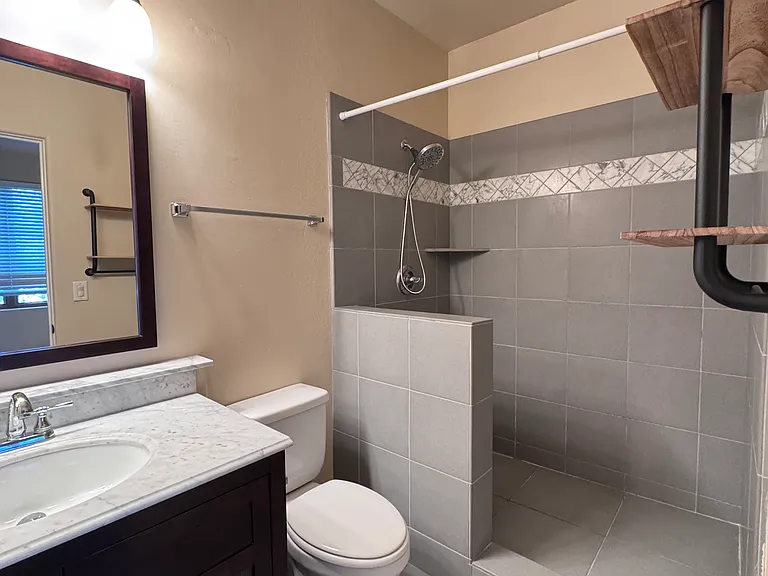 60 4th St #305 — Photo 3