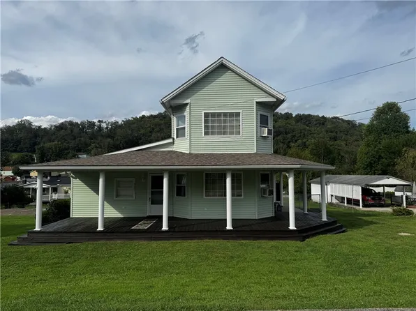 409 Pittsburgh St, West Newton, PA 15089