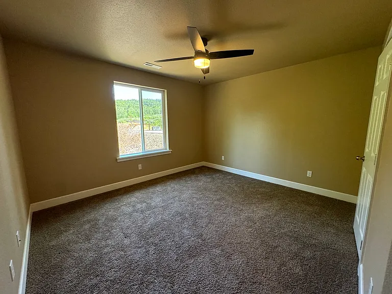 1690 NE Alameda Ave — Photo 9