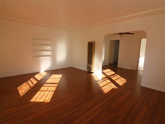 3rd image of 2266 Lillyvale Ave