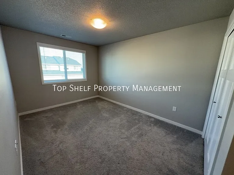 5711 NE Lowell Ln — Photo 5