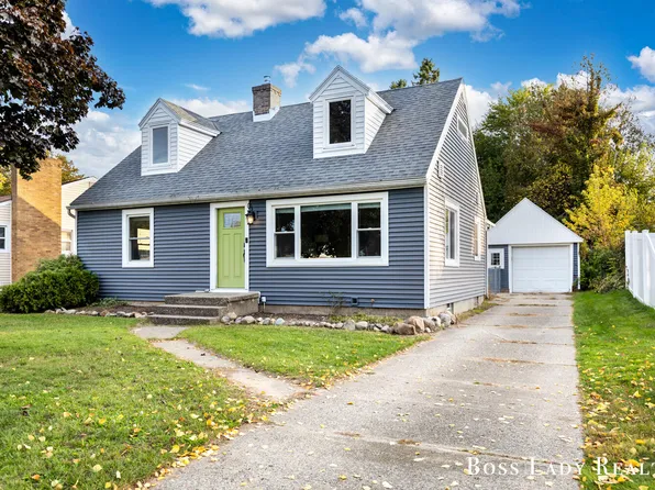 2065 Brandon Dr NW, Grand Rapids, MI 49504