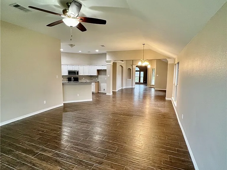 2417 Windblown Dr — Photo 4