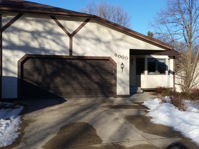 6000 W 94th St, Bloomington, MN, 55438