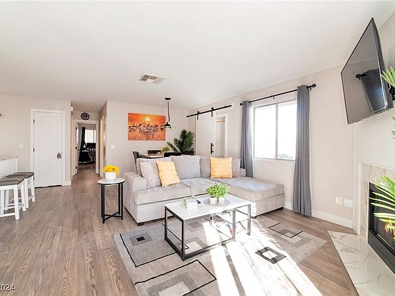 5th image of 6857 Tamarus St Unit 101
