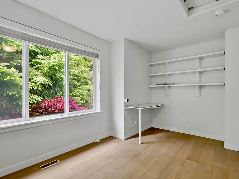 23300 SE Black Nugget Rd #H4 — Photo 16
