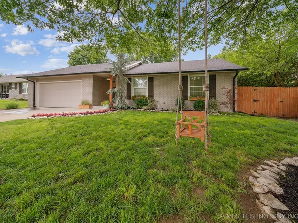804 W Waco Pl, Broken Arrow, OK 74011