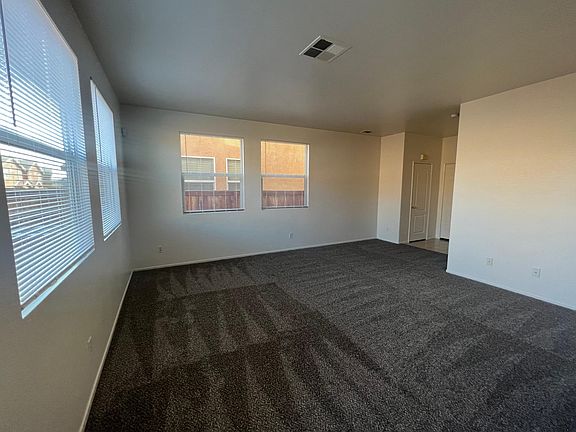 4th image of 14328 Honeyhill St