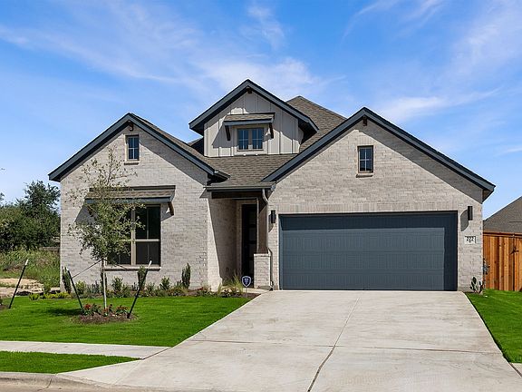 2nd image of 222 Five Mile Creek Way