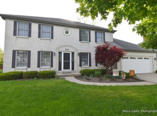 1153 Halladay Dr, Batavia, IL 60510