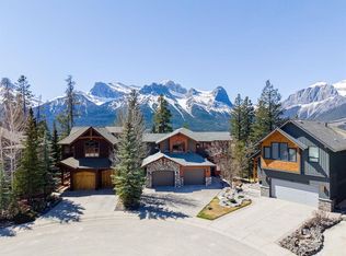 389 N Eagle Hts, Canmore, AB T1W 3C9