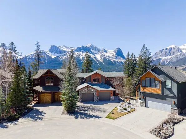 389 N Eagle Hts, Canmore, AB T1W 3C9